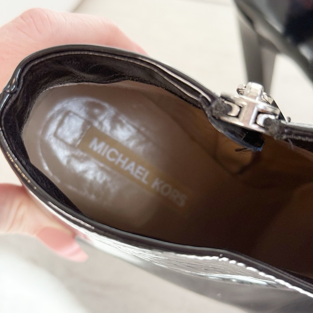 Michael Kors Collection - Patent Leather Platform Ankle Bootie - size 38 - EUC - Picture 8 of 15